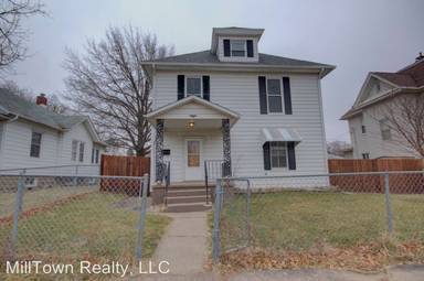 Main picture of 1909 College Ave
