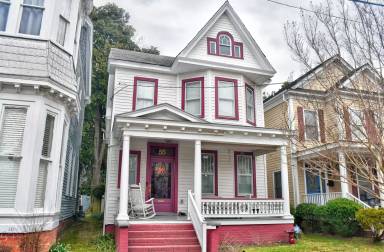Main picture of 57 Riverview Ave