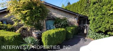 Main picture of 9025B NE Irving St