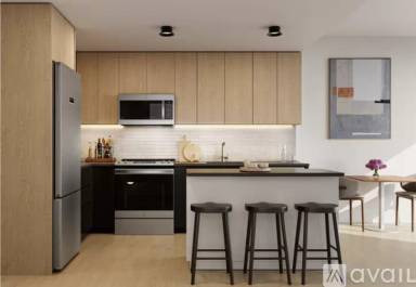 Main picture of 425 Summit