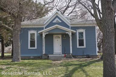 Main picture of 912 N Adams Ave