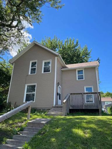 Main picture of 818 Charlotte St