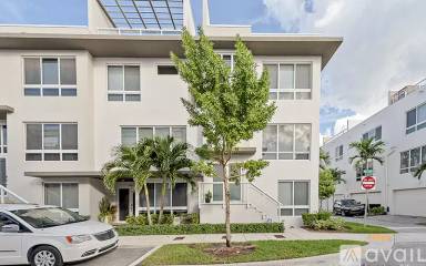 Main picture of 6611 NW 105th Ave