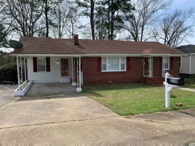 Main picture of 218 Martin Luther King Jr Blvd