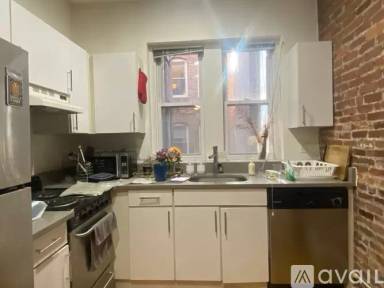 Main picture of 6 Cleveland Pl