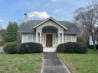 Main picture of 701 S Hayne St
