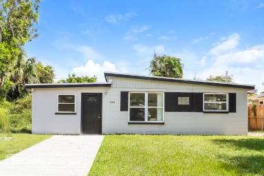 Main picture of 8549 93rd Ave