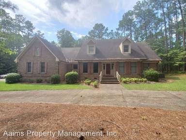 Main picture of 2112 Bedloe St