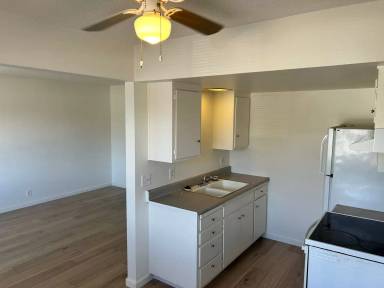 Main picture of 630 Maple St