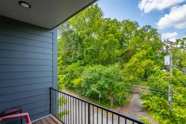 Main picture of 444 Harper St