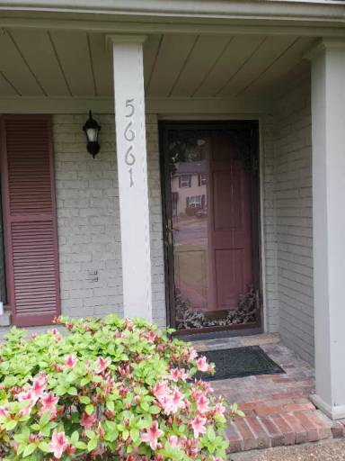 Main picture of 5659 Hinton Pl