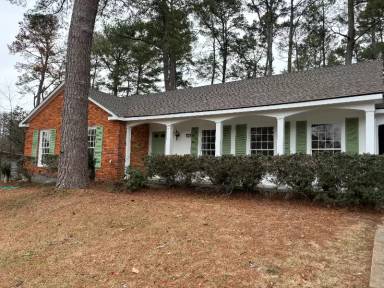 Main picture of 1621 Meadowbrook Rd