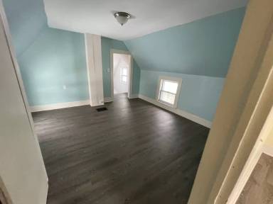Main picture of 228 Haines St