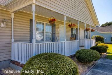 Main picture of 207 Molly Ct