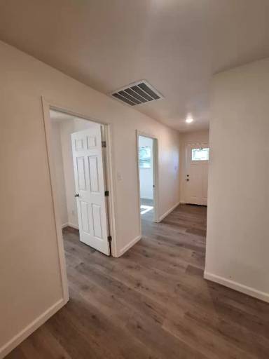 Main picture of 619 Oakwood Ln