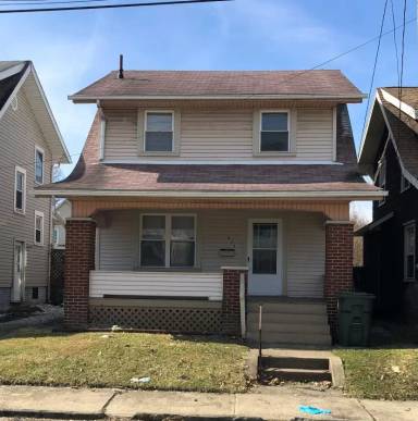 Main picture of 825 Smith Ave NW