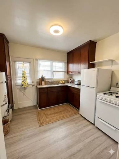 Main picture of 617-621 N Columbus Ave