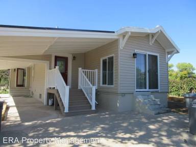 Main picture of 93 N Main St