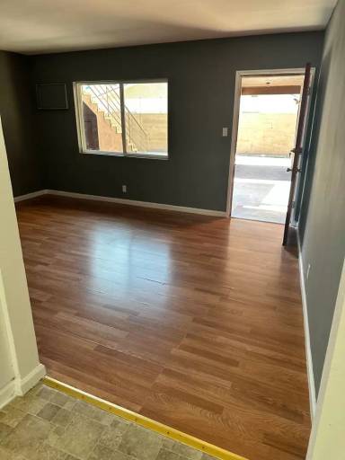 Main picture of 7941 Brimfield Ave