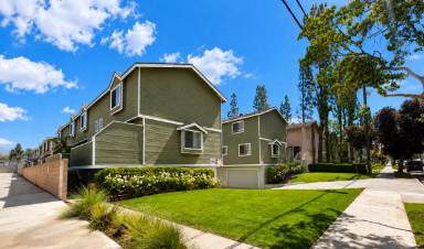Main picture of 1163 W Badillo St
