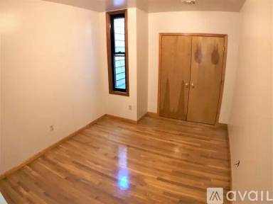 Main picture of 616 Broadway