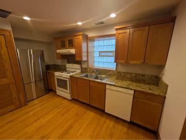 Main picture of 3242 W Wrightwood Ave