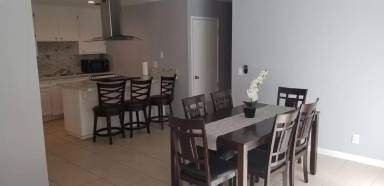 Main picture of 1714 Monarch Ln