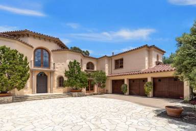 Main picture of 9 Seahaven