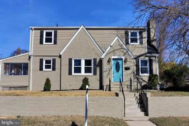 Main picture of 1202 Parker Ave