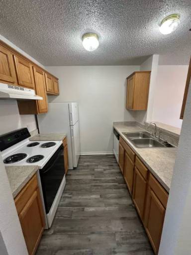 Main picture of 700 Hercules Ln