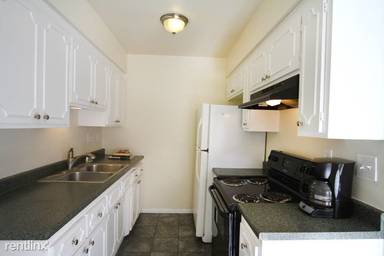 Main picture of 335 Cedar Ave