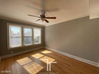 Main picture of 3918 N Ashland Ave