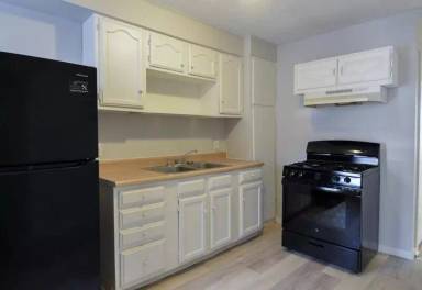 Main picture of 4319 S 22nd St