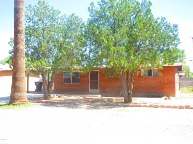 Main picture of 1315 W Pastime Rd