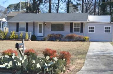 Main picture of 2669 S Bamby Ln NE