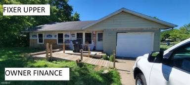 Main picture of 1932 N Balsam Ct