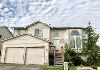 Main picture of 10628 57th Dr NE