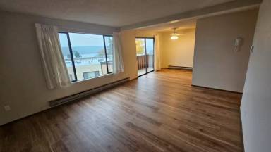 Main picture of 3520 NE 153rd St