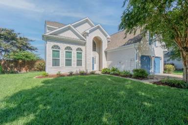 Main picture of 3305 Fayette Dr
