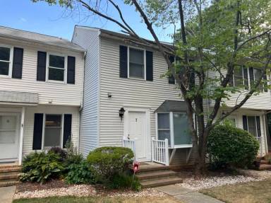 Main picture of 7 Grove Park Rd