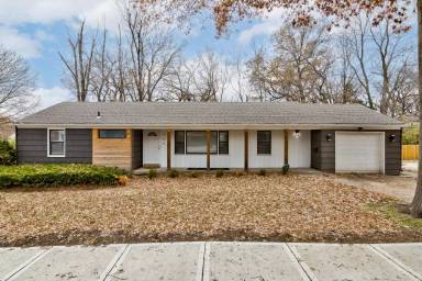 Main picture of 305 E 89th St