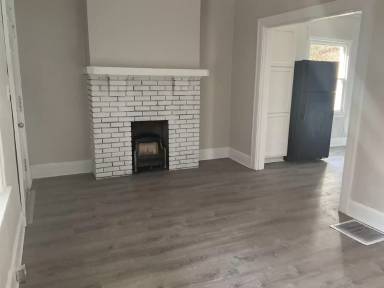Main picture of 130 Valencia St