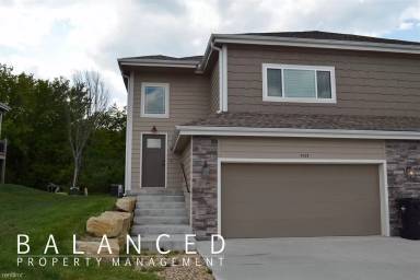 Main picture of 4413 SE Gemstone Ln