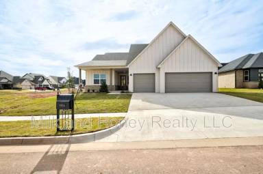 Main picture of 9304 NW 146th St
