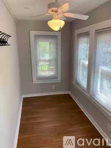 Main picture of 210 N 5th St