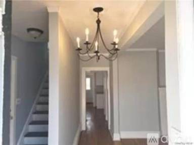 Main picture of 10 Oakwood Rd