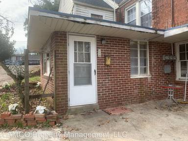 Main picture of 200 Hillcrest Dr
