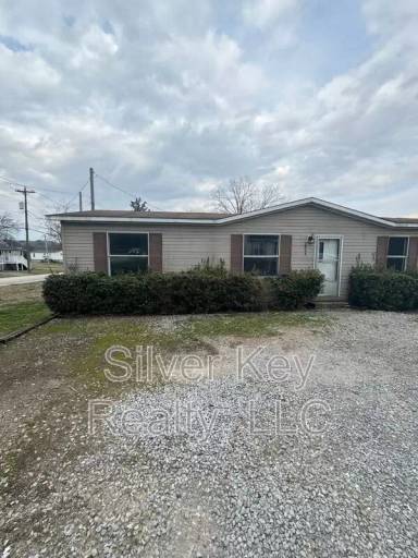 Main picture of 901 Eastanallee Ave