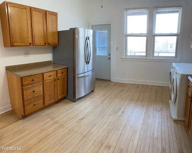 Main picture of 3100 N Western Ave