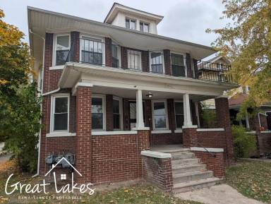 Main picture of 3054 Pingree St